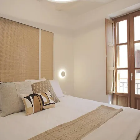 Mikio House Villa *